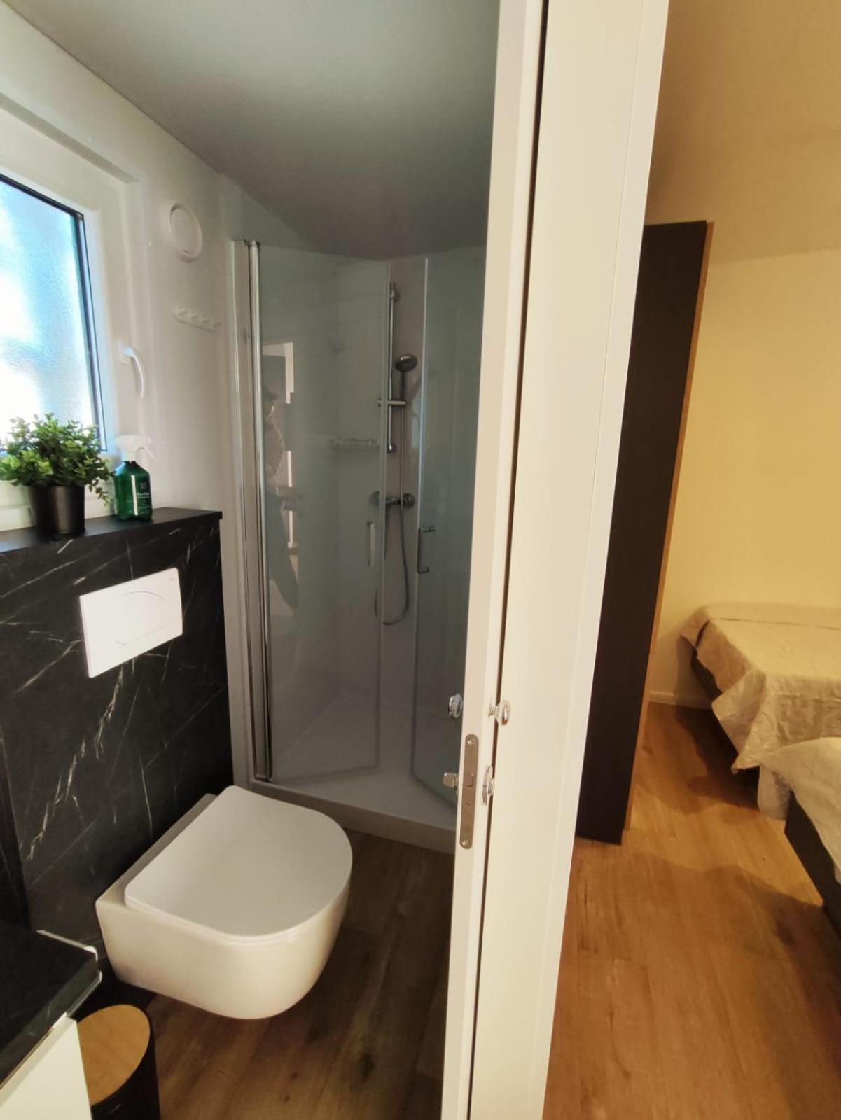 Mobile Home Kala Биоград на Мору Екстериор снимка